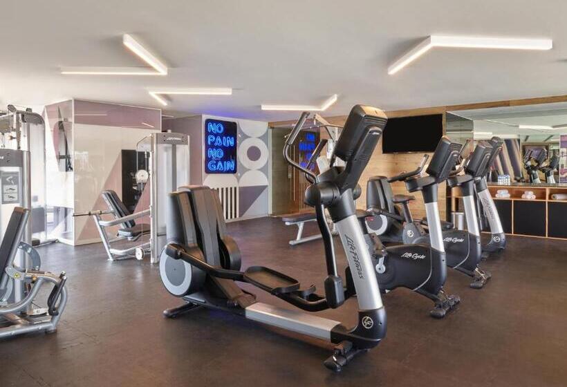 Отель Fiesta Americana Ciudad De México Satelite