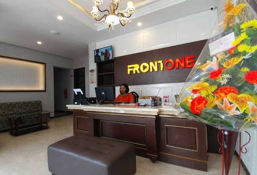 酒店 Front One Boutique Brani Solo