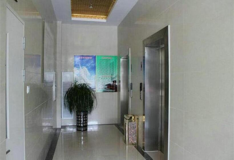 בית מלון כפרי Greentree Inn Rizhao Haiqu East Road