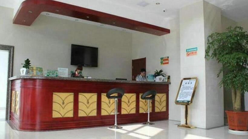 בית מלון כפרי Greentree Inn Rizhao Haiqu East Road