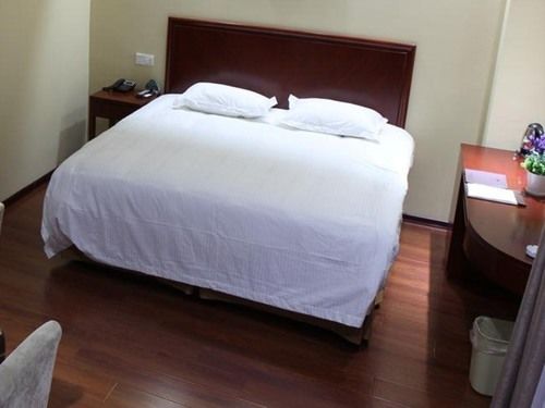 호텔 Greentree Inn Tianjin Xiqing Development Zone Renrenle Square Express