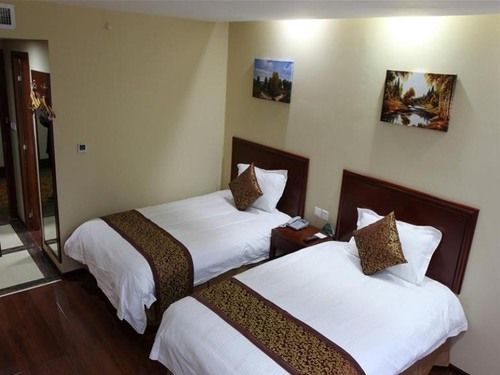 호텔 Greentree Inn Tianjin Xiqing Development Zone Renrenle Square Express