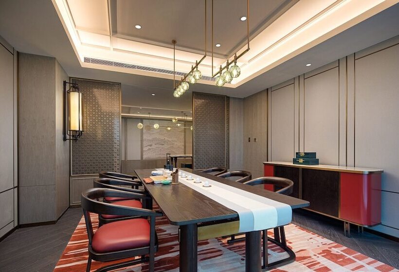 호텔 Hualuxe Leshan, An Ihg