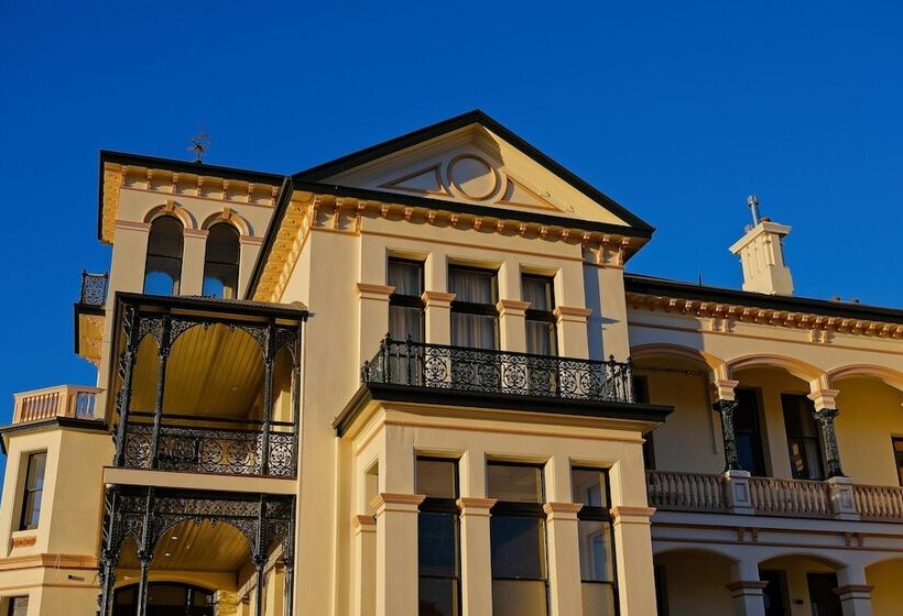 فندق Maylands Lodge