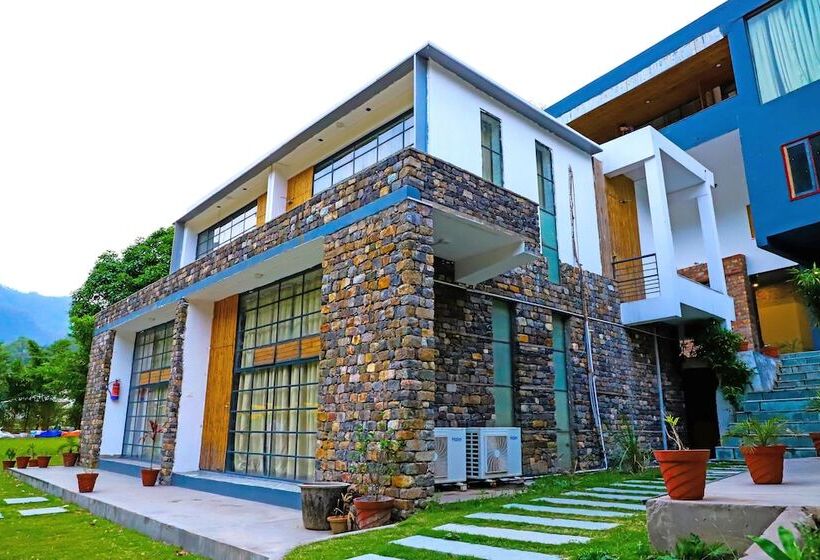 בית מלון כפרי Nishantam Sanctuary Rishikesh