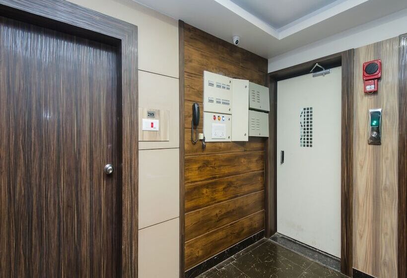 فندق Oyo 12894 Bunty Residency