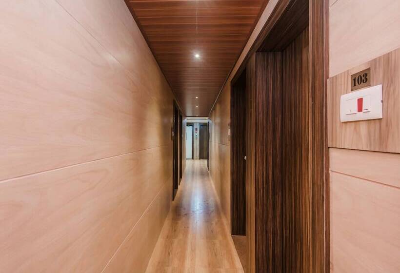 فندق Oyo 12894 Bunty Residency