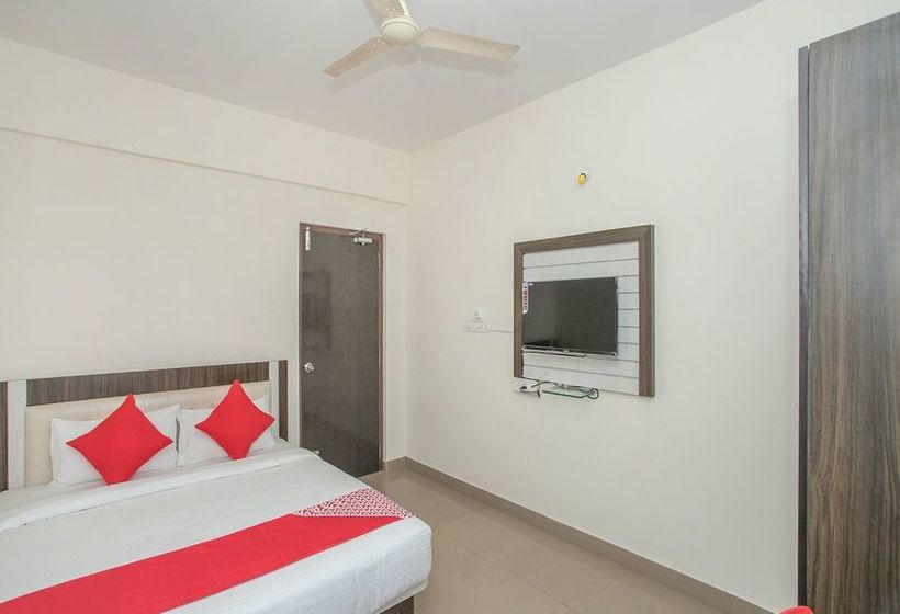 فندق Oyo 13745 Cmn Stay