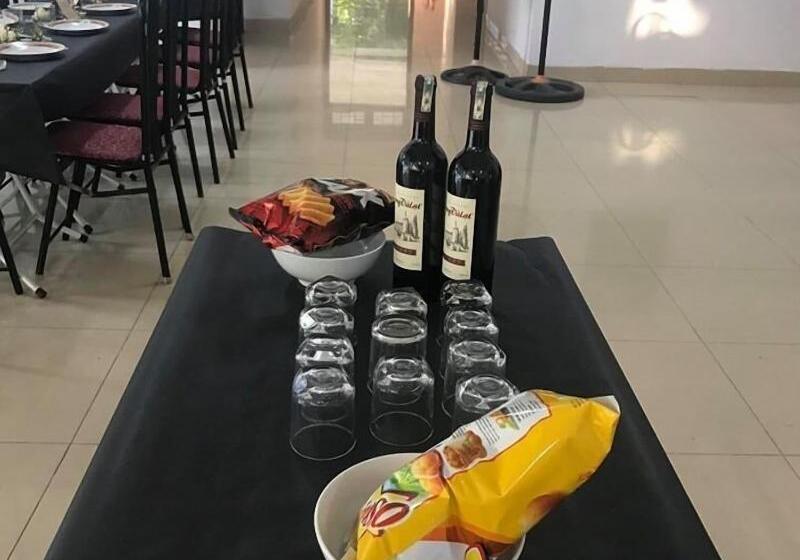 هتل Quang Nam University Guesthouse