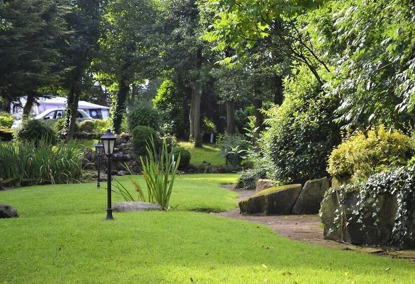 ホテル Royal Umpire Caravan Park