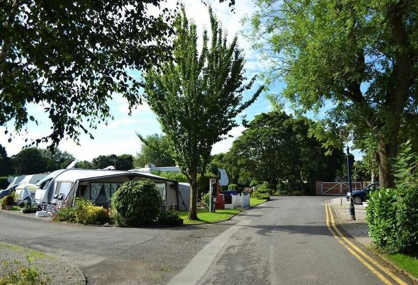 ホテル Royal Umpire Caravan Park