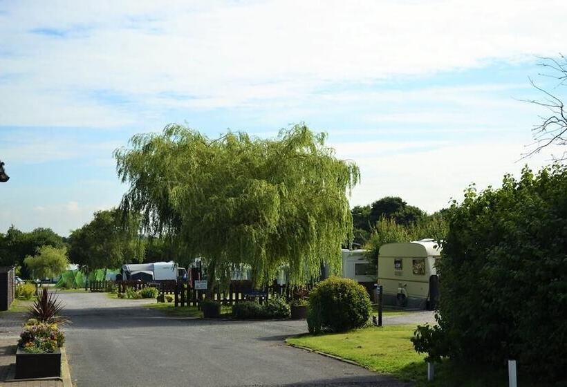 ホテル Royal Umpire Caravan Park