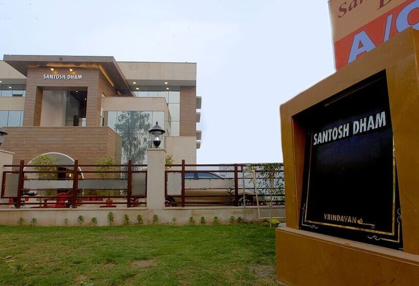 Отель Santosh Dham