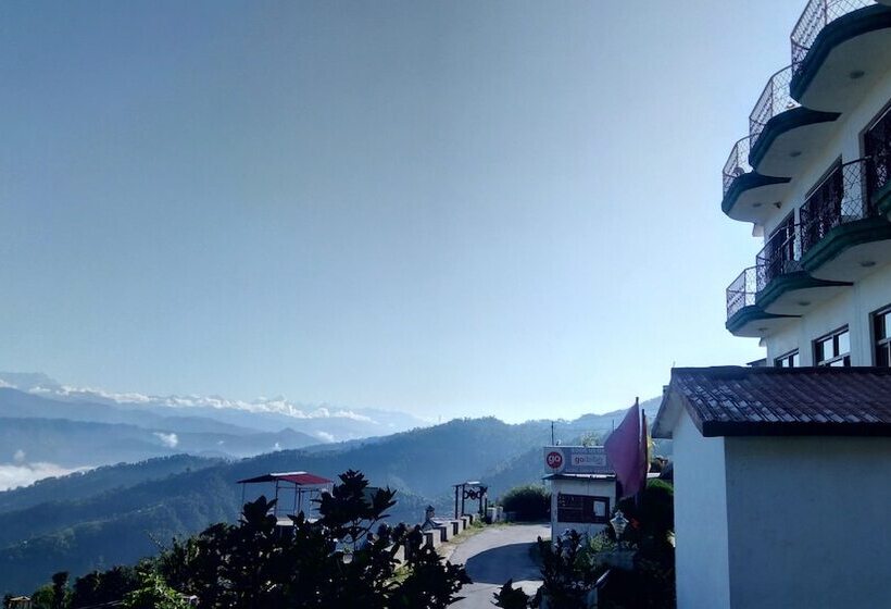Отель Sumit  Kausani