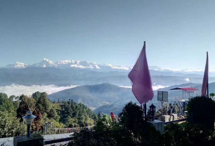 Отель Sumit  Kausani