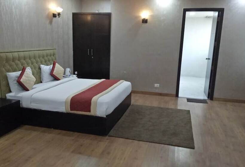 فندق Tdi Club Retreat