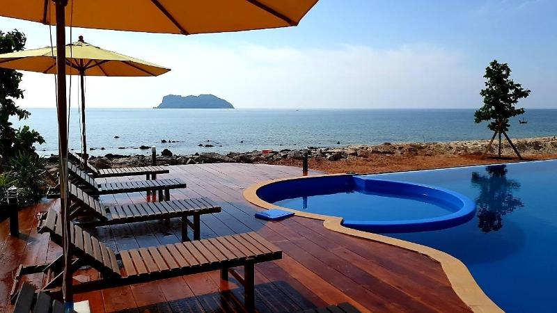 Szálloda The Beach Resort & Residence   Sha Plus