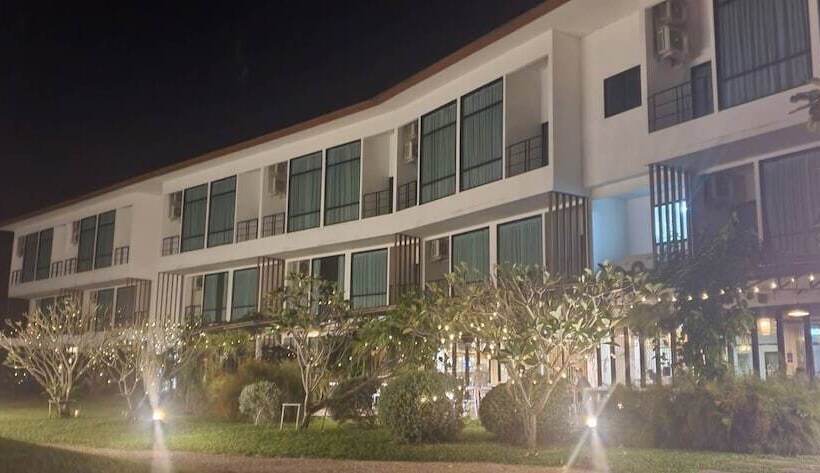 Otel The Beach Resort & Residence   Sha Plus