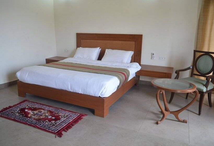 فندق The Corbett Greens