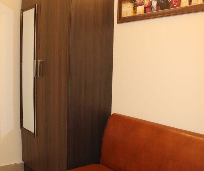 בית מלון כפרי The Royal Park