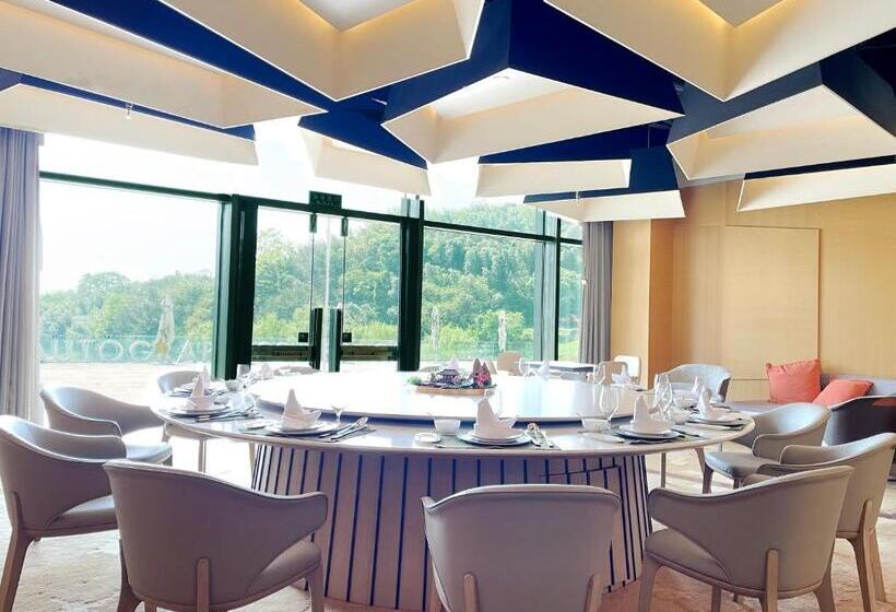 The Sifang Hotel Nanjing, Autograph Collection