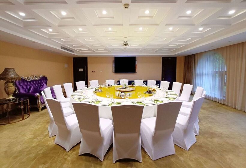 Отель Wyndham Garden Wenchang Nanguo