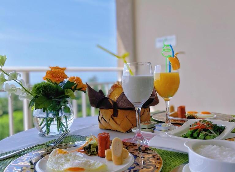 Отель Wyndham Garden Wenchang Nanguo