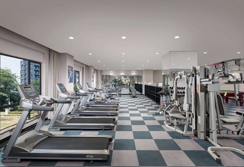 Отель Wyndham Garden Wenchang Nanguo