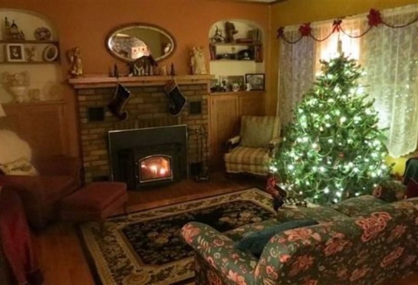 Lilac Village Bed & Breakfast