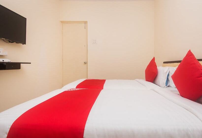 Oyo 15119 Vista Service Apartment