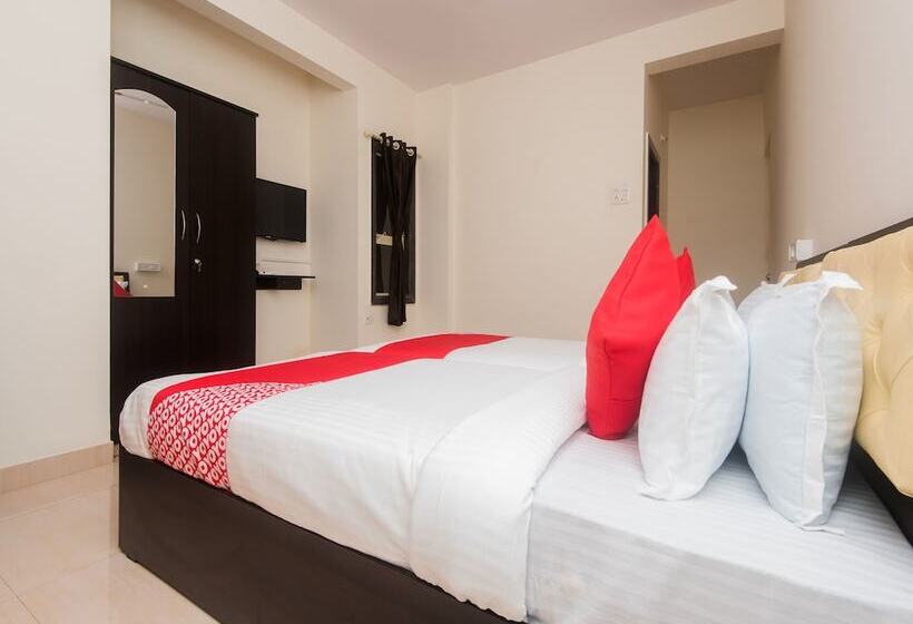 Oyo 15119 Vista Service Apartment