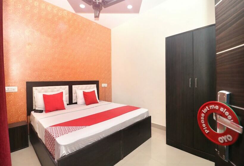 Oyo 16702 Home Luxurious 2 Bhk Villa Khanyara Road