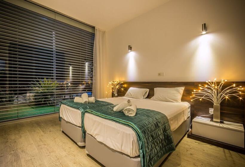 Panorama & Oceania Villas