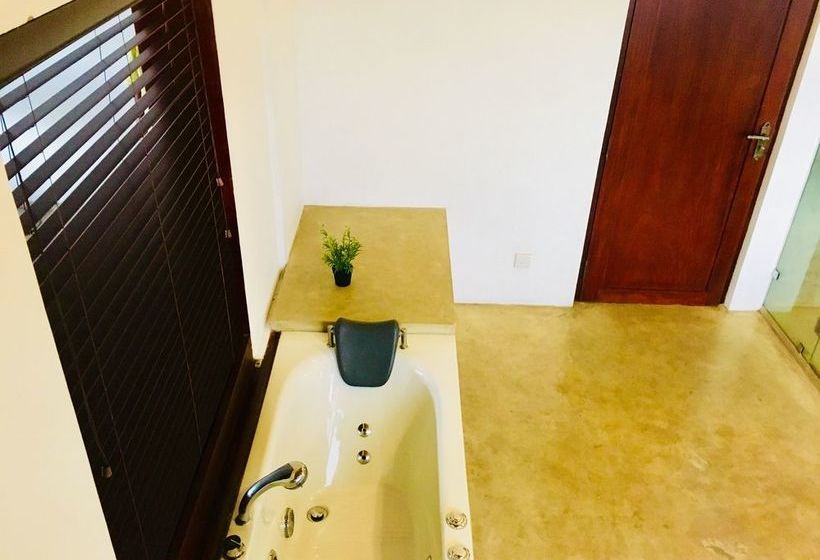 بنسيون 8 Plus  Villa