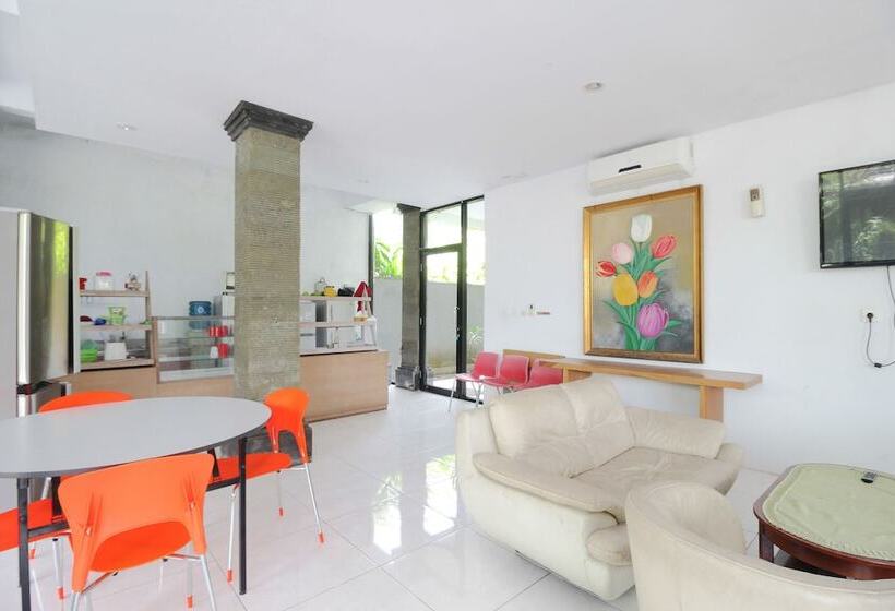 פנסיון Bali Tulip