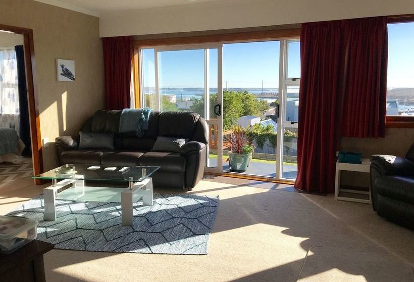 膳宿费 Bluff Port Vista