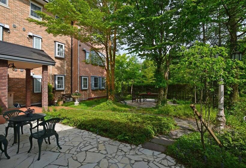 ペンション Country Hotel Red Fox