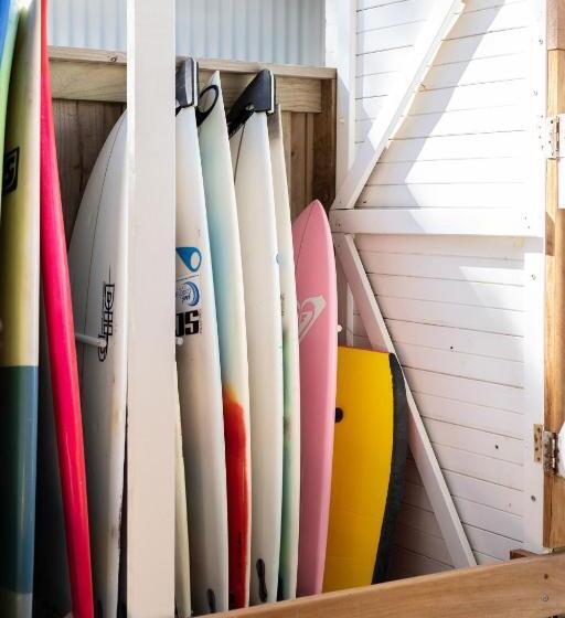 פנסיון Finns At Old Bar