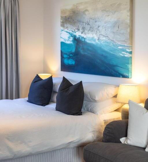 פנסיון Finns At Old Bar