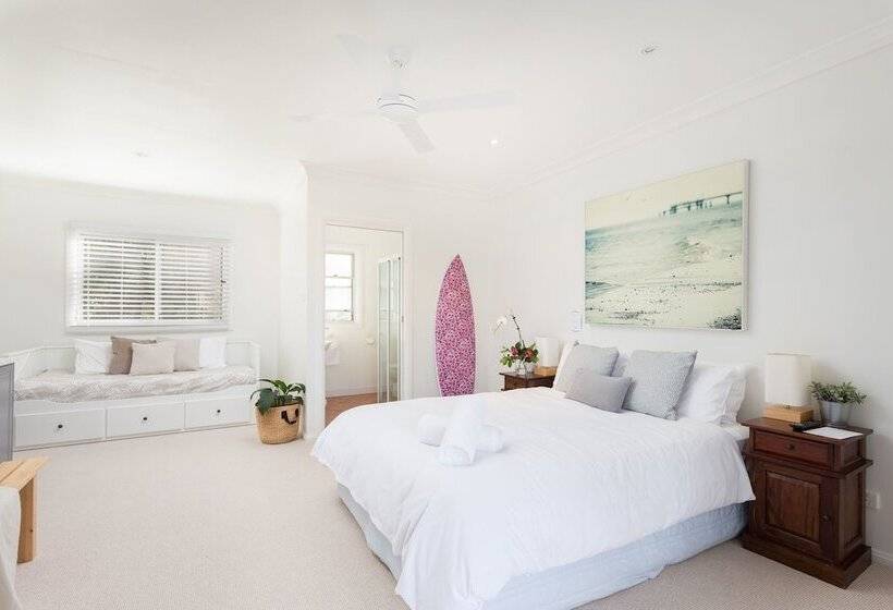 פנסיון Finns At Old Bar