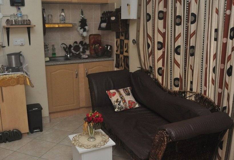 Pensiune Mpofu Guest House