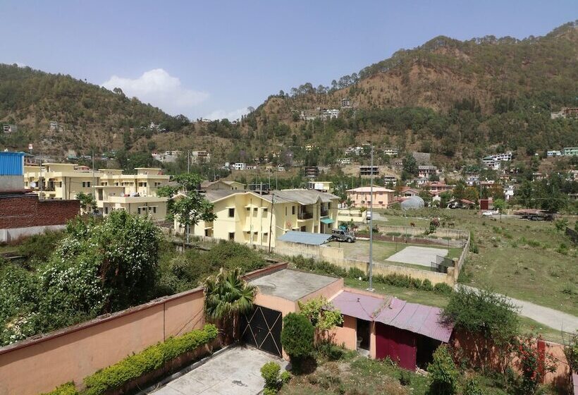 ペンション Oyo 13884 Holiday Homes