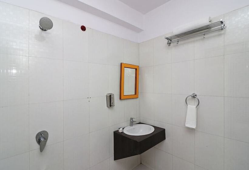 ペンション Oyo 13884 Holiday Homes