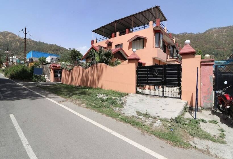 ペンション Oyo 13884 Holiday Homes