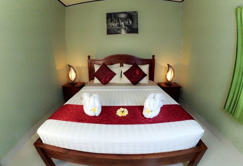 פנסיון Svaha Guest House