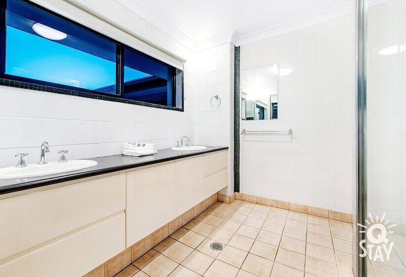 Sardinia 7 Bedroom Waterfront House   Q Stay