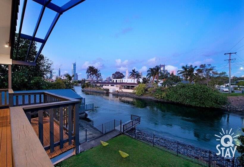 Sardinia 7 Bedroom Waterfront House   Q Stay