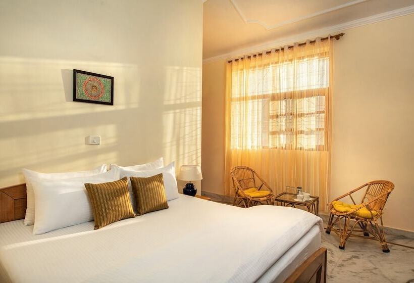 The Ayali, Rishikesh