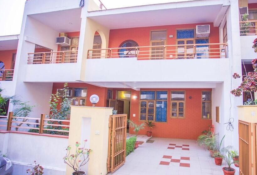 The Ayali, Rishikesh