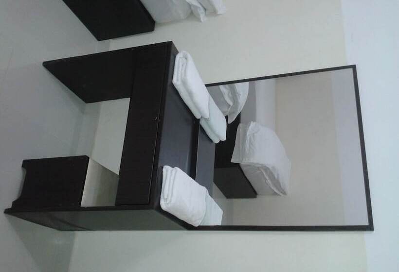 Al Basateen Hotel Apartment